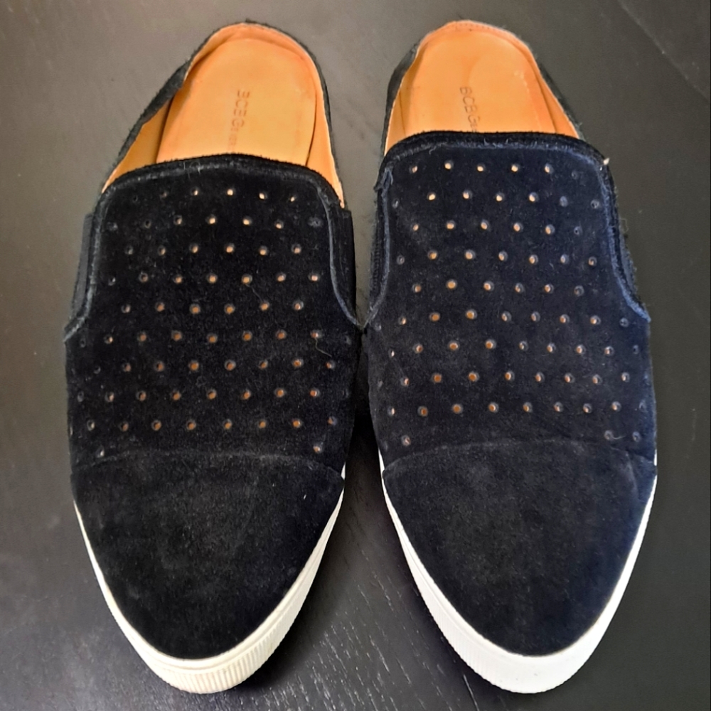 EUC BCBGeneration black suede perforated almond toe slip on, 10